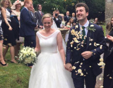 Bride & Groom - confetti shower